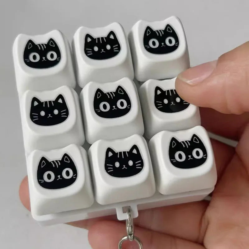 Black Cat Keyboard Keychain Mechanical Keyboard Tapping Fidget Toy Fun Mechanical Switch Keycap Fingertip Gadget