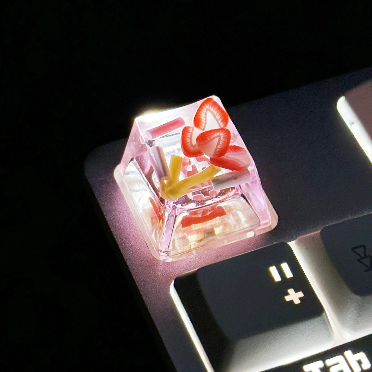 DIY Strawberries/Watermelon/Avocado Keycaps Translucent Fruit Series Resin Keycap Cross Axis Mechanical Keyboard Accessories