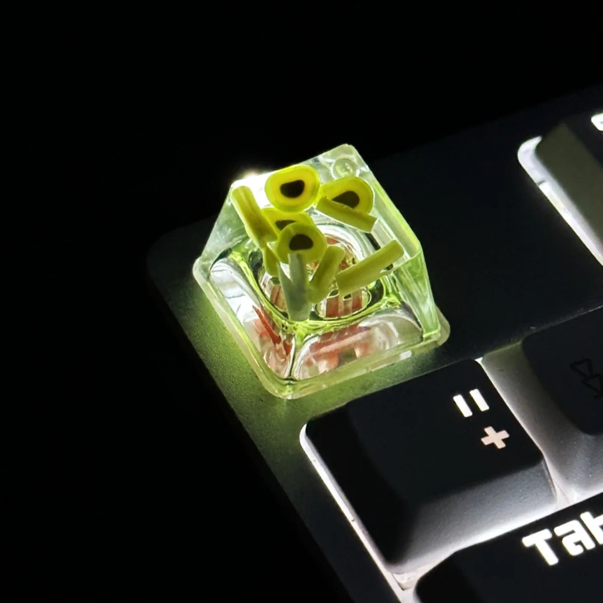 DIY Strawberries/Watermelon/Avocado Keycaps Translucent Fruit Series Resin Keycap Cross Axis Mechanical Keyboard Accessories